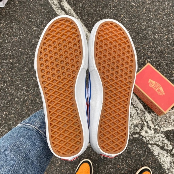 Vans “USA CHECKERED” • Women’s Sz 7 & 7.5 - Picture 6 of 6